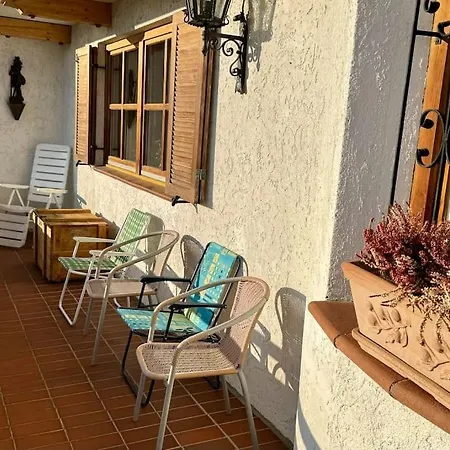 Romantisches Alpenchalet - Mit Sauna Und Kamin - Ruhig Und Zentral Bad Tolz Exterior photo